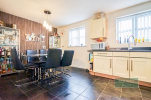 Photo 26- click for photo gallery